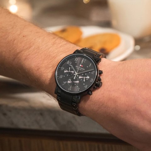 Tommy Hilfiger ZEGAREK MĘSKI TOMMY HILFIGER 1710383 DANIEL (zf032a) + BOX