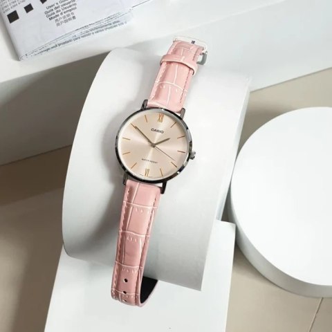 Casio Zegarek Damski Casio LTP-VT01L-4B + BOX