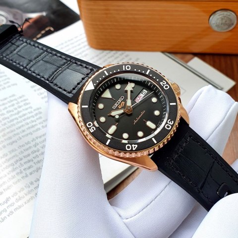 Seiko ZEGAREK MĘSKI SEIKO SRPD76K1 AUTOMAT + BOX