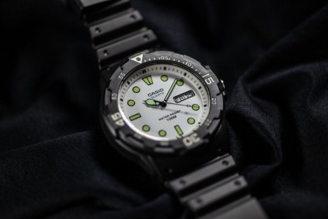 Casio Zegarek Męski Casio Collection MRW-200H-7EVEF + BOX