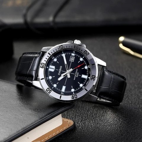 Casio Zegarek Męski Casio MTP-VD01L-1EV + BOX