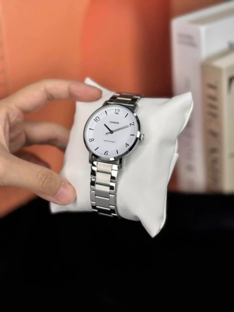 Casio ZEGAREK MĘSKI CASIO MTP-VT03D-7B + BOX