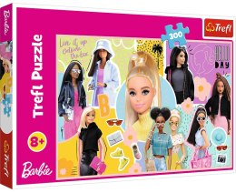 Trefl Trefl: Puzzle 300el. - Twoja ulubiona Barbie
