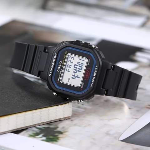 Casio ZEGAREK DZIECIĘCY CASIO LA-20WH-1C + BOX (zd596f)