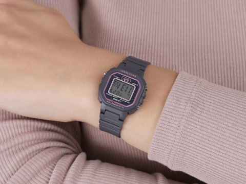 Casio ZEGAREK DZIECIĘCY CASIO LA-20WH-8ADF + BOX