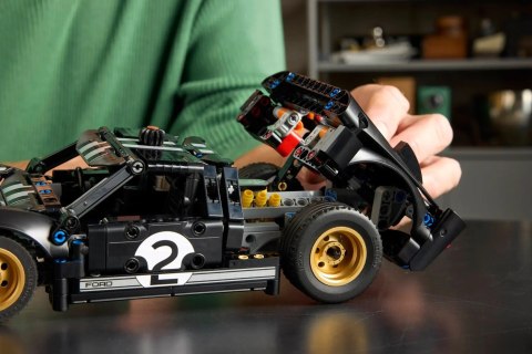 LEGO Technic 42223 1966 Ford GT40 MKII Race Car