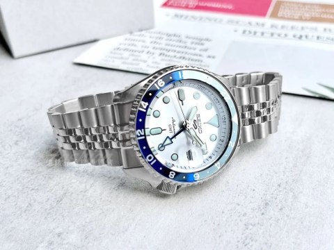 Seiko ZEGAREK MĘSKI SEIKO 5 SPORTS SSK033K1 + BOX