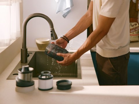 Bezprzewodowy odkurzacz pionowy Roborock H60 Hub