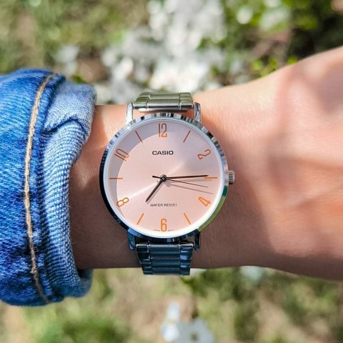 Casio ZEGAREK DAMSKI CASIO LTP-VT01D-4B2 + BOX (zd613l)