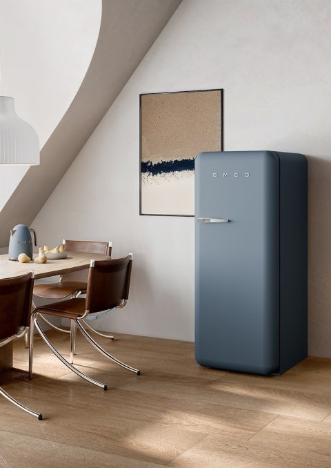 Czajnik elektryczny SMEG KLF03SBMEU